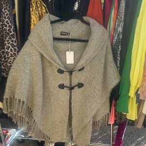 Johnston & Murphy Gray Poncho with Black Accents